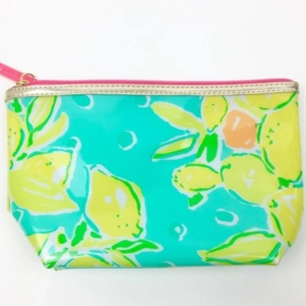 Lilly Pulitzer x Estée Lauder | “With a Twist” Lemons and Citrus Cosmetic Bag